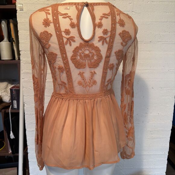 Sheer Embroidered Lace Peplum Top Floral XS Cottagecore Coquette Boho Vintage - Picture 4 of 5